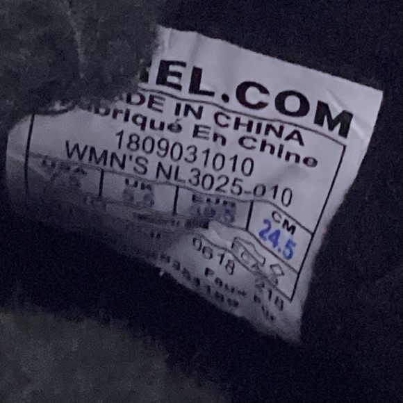 Sorel Black Winter Boots - Picture 10 of 11